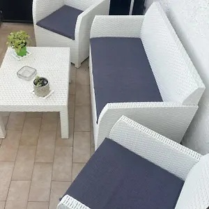 https://butterflies-home.sicilyhotelsitaly.net
