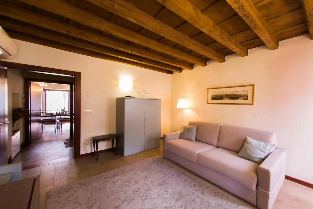 Arena Dreams Apartment Verona Italy